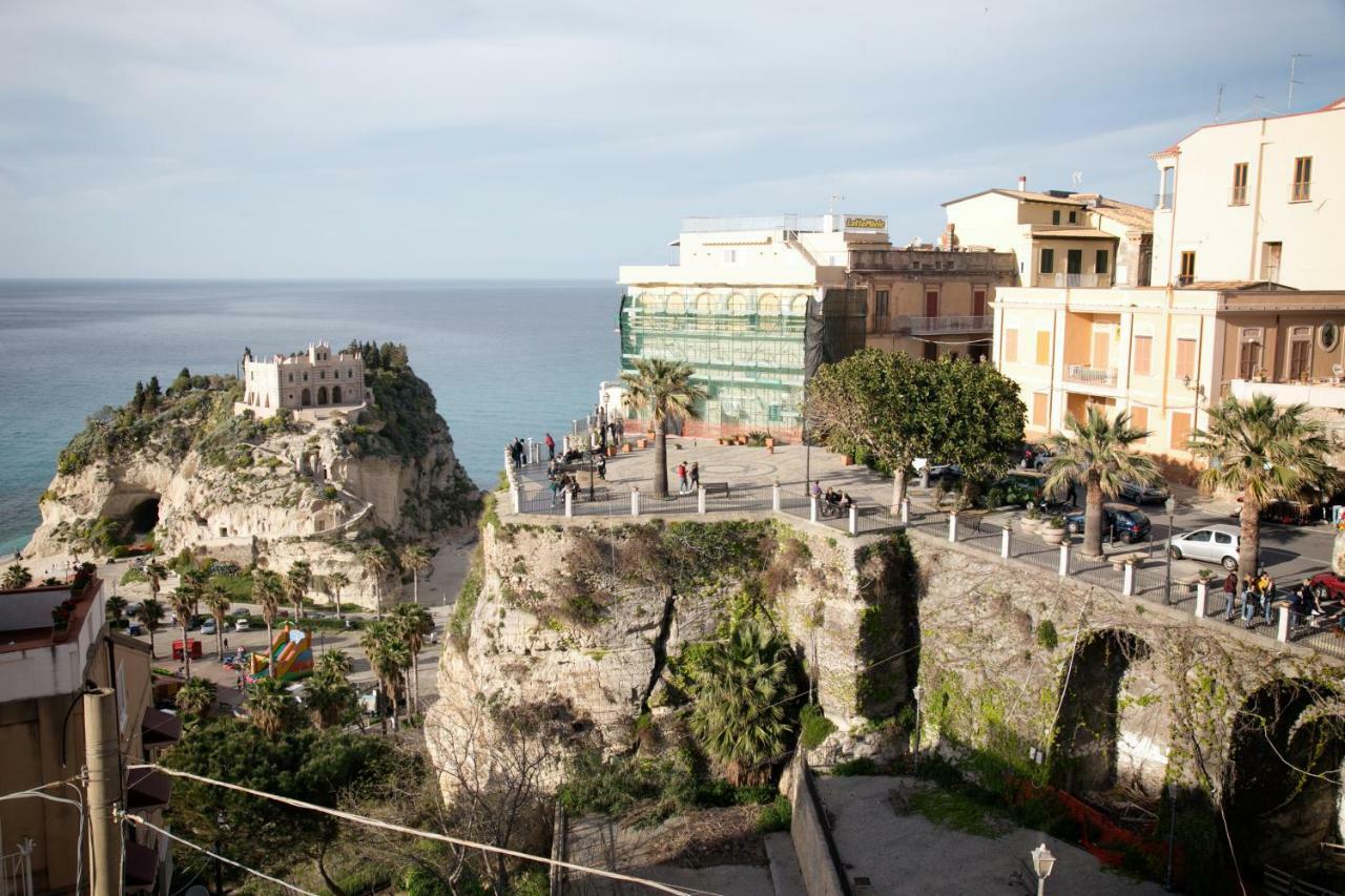 Lo Splendore Del Borgo Tropea Exterior foto